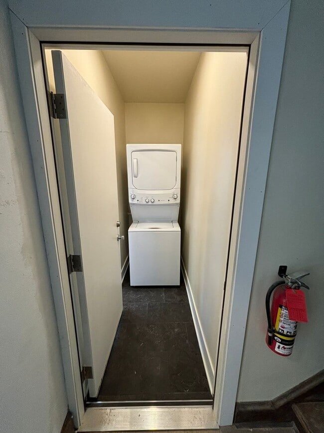 901 E Center St in Milwaukee, WI - Building Photo - Building Photo