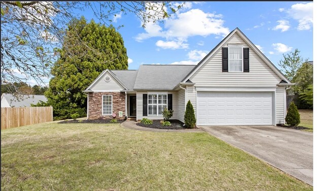property at 222 Crestwood Ct