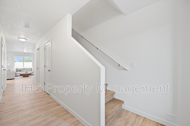 1148 N Yost St in Kennewick, WA - Building Photo - Building Photo