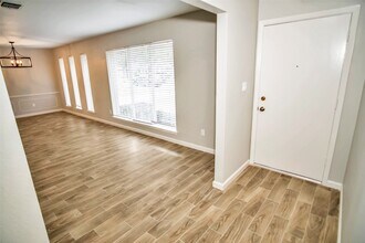 1715 Capstan Rd in Houston, TX - Building Photo - Building Photo