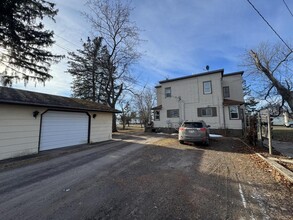 5906 Banks Ave in Superior, WI - Building Photo - Building Photo