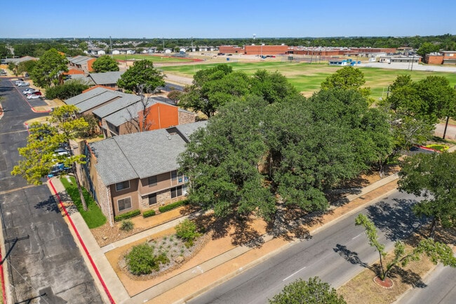 Villa Bella in Euless, TX - Foto de edificio - Building Photo