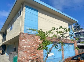 1114 Stannage Ave, Unit 1114 in Albany, CA - Building Photo