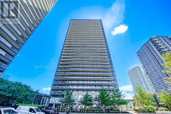 29 Singer Ct in Toronto, ON - Building Photo - Building Photo