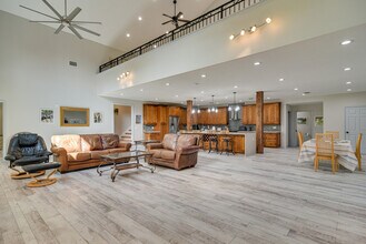 5100 28th Ave N in St. Petersburg, FL - Building Photo - Building Photo