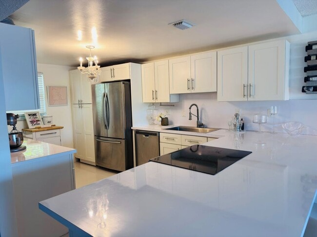 property at 2850 Forest Hills Blvd