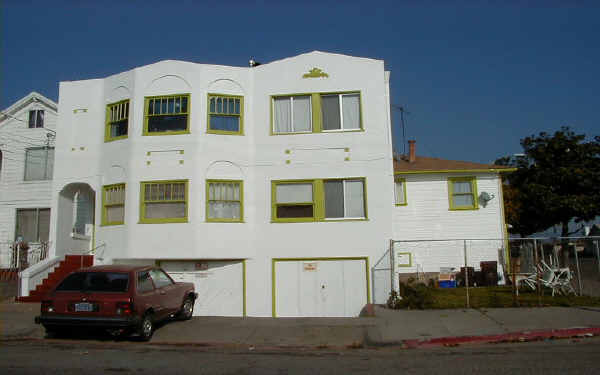 2148 E 15th St in Oakland, CA - Building Photo