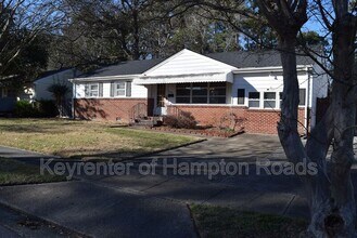 1854 Tulane Rd in Norfolk, VA - Building Photo - Building Photo