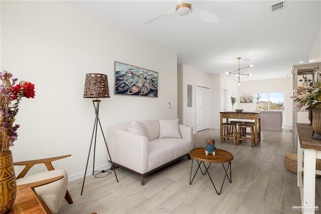 15 Bass Ave in Port Isabel, TX - Building Photo - Building Photo