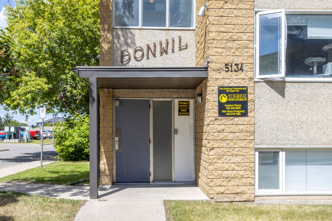 Donwil in Red Deer, AB - Building Photo - Building Photo