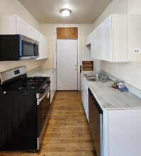 3806 W Irving Park Rd in Chicago, IL - Building Photo - Building Photo