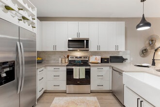 The Beckley on Trinity in Dallas, TX - Building Photo - Building Photo