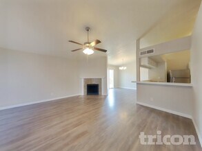 7808 Portman Ave in Fort Worth, TX - Foto de edificio - Building Photo