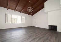 1136 W 10th St in San Pedro, CA - Building Photo - Interior Photo