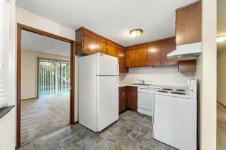 Washington Terrace Apartments in Lakewood, WA - Foto de edificio - Building Photo