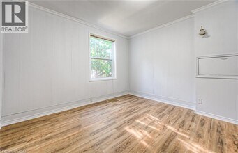 93 Water St S in Cambridge, ON - Building Photo - Building Photo