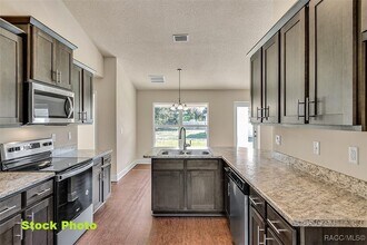 1155 S Brookfield Dr in Lecanto, FL - Building Photo - Building Photo