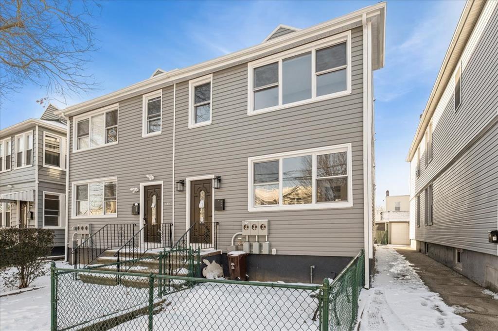 95-24 104th St in Queens, NY - Foto de edificio