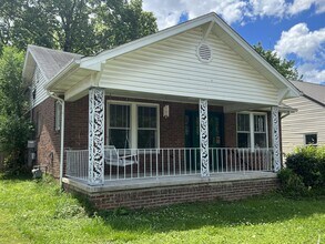 2217 Paige St in Knoxville, TN - Building Photo - Building Photo