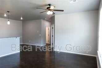 7520 Redbud Villa Ct in Oklahoma City, OK - Building Photo - Building Photo