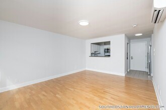 1410 Columbia Rd in Boston, MA - Building Photo - Building Photo