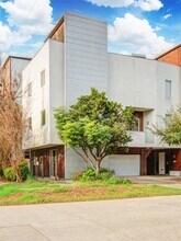 3910 Austin St in Houston, TX - Building Photo - Building Photo