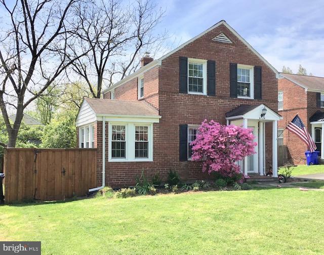 property at 5734 Washington Blvd