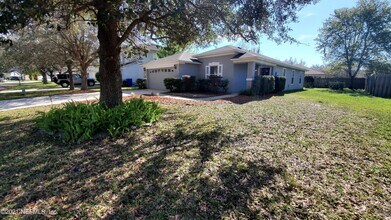 658 MacKenzie Cir in St. Augustine, FL - Building Photo - Building Photo