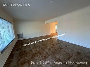 6655 Colony Dr S in St. Petersburg, FL - Building Photo - Building Photo