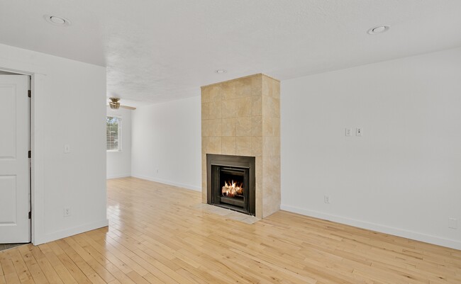 4857 W Targee St in Boise, ID - Foto de edificio - Building Photo