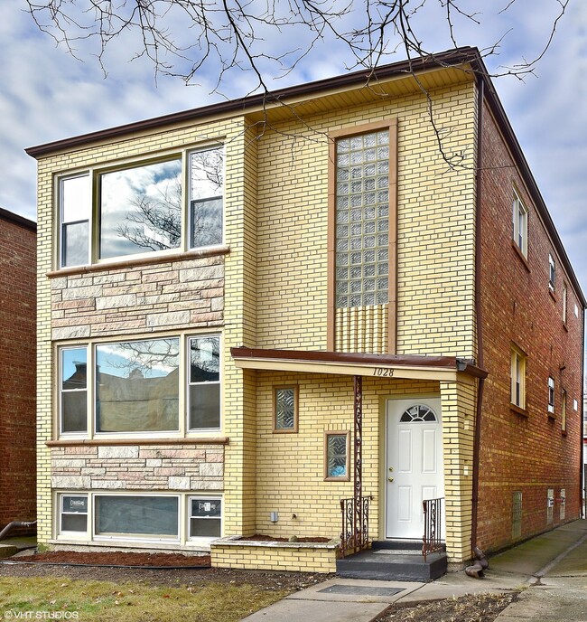property at 1028 S Monitor Ave