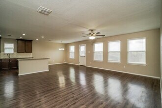 123 Fabarm Ln in New Braunfels, TX - Building Photo - Building Photo