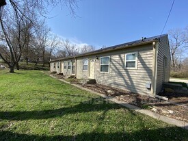 904 Luster Ln in Des Moines, IA - Building Photo