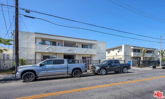 1095 W 39th St in Los Angeles, CA - Building Photo