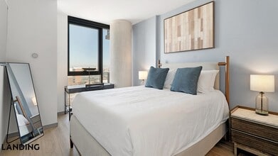 513 S Damen Ave, Unit 1312 in Chicago, IL - Building Photo - Building Photo