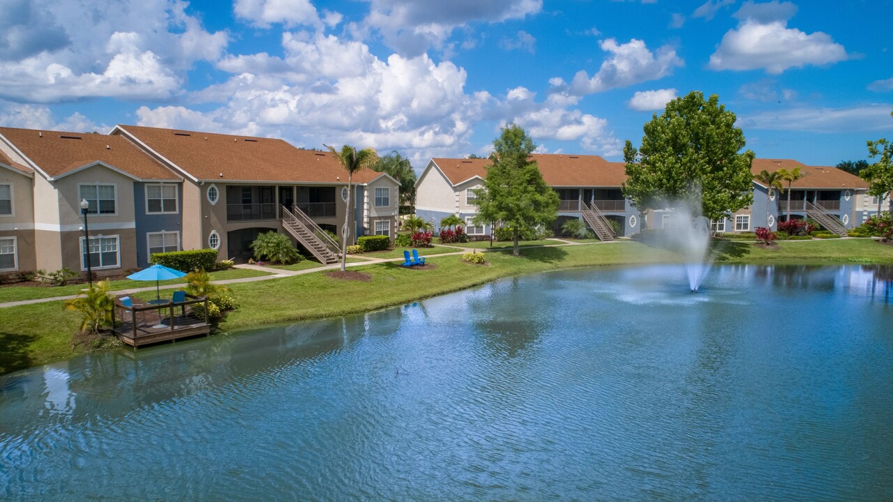 Soleil Blu Luxury Apartments in St. Cloud, FL - Building Photo