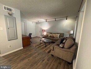 44755 Woodlake Ct in California, MD - Building Photo - Building Photo