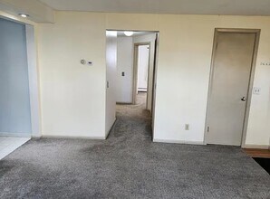 4935 Tyler St NE, Unit 4935 Tyler St NE in Columbia Hts, MN - Building Photo - Building Photo