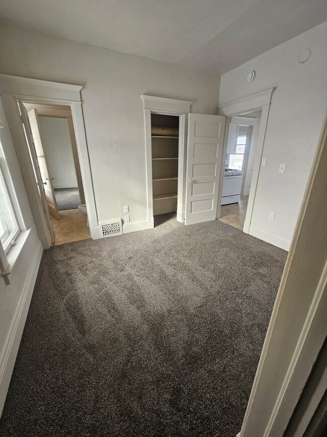 226 13th St N in Escanaba, MI - Building Photo - Building Photo