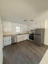 1120 Sweetwater Cir in Athens, GA - Building Photo - Building Photo