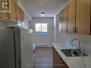 15 Wellington Rd 124 in Erin, ON - Building Photo - Building Photo