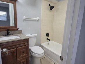 7910 Colony Cir N, Unit # 208 in Tamarac, FL - Building Photo - Building Photo