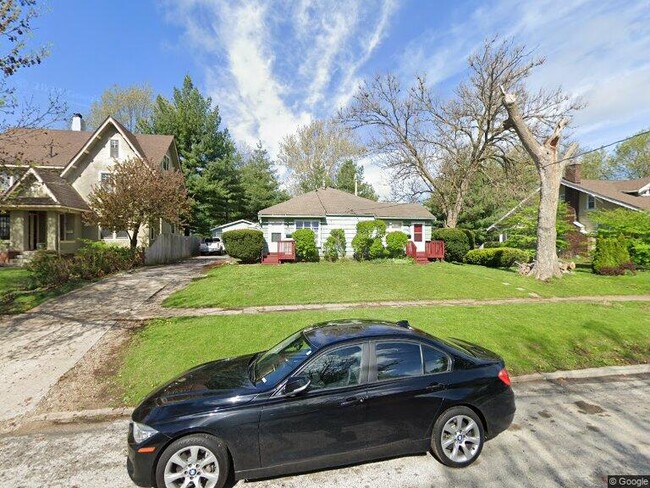 property at 932 29th St