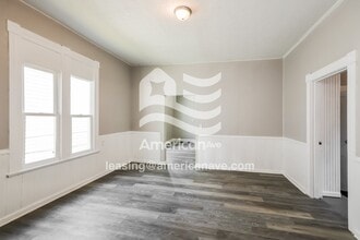 603 E Oak St in New Albany, IN - Foto de edificio - Building Photo