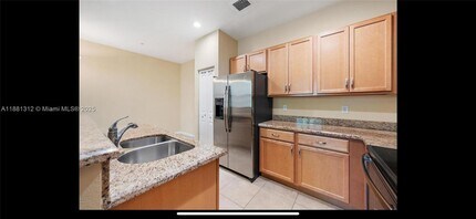 259 SW 7th Ct in Pompano Beach, FL - Building Photo - Building Photo
