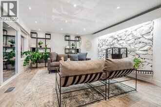 6446 Marine Dr in Vancouver, BC - Building Photo - Building Photo