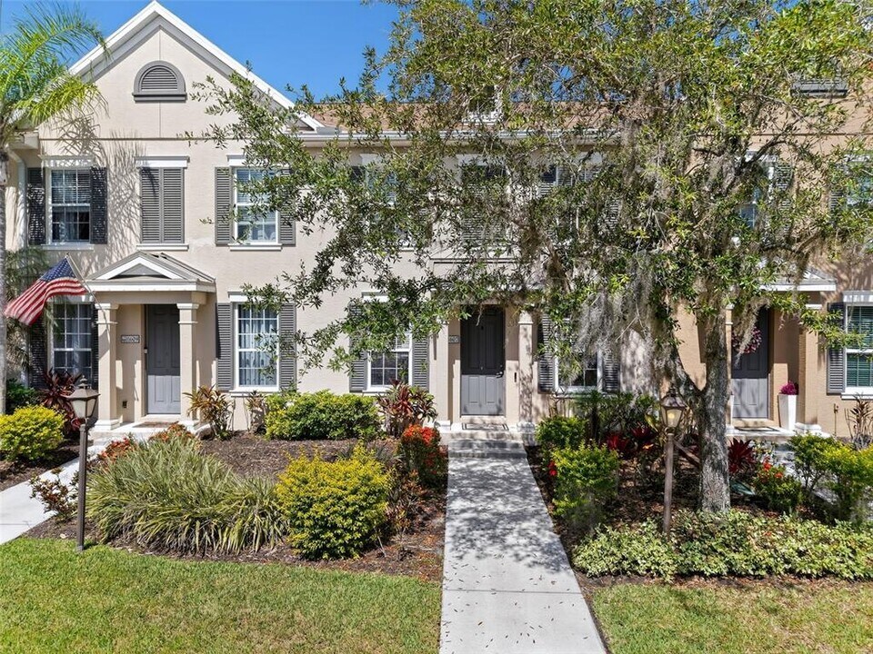 11607 Old Florida Ln in Parrish, FL - Building Photo