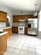 259 Emerson Dr NW in Palm Bay, FL - Foto de edificio - Building Photo