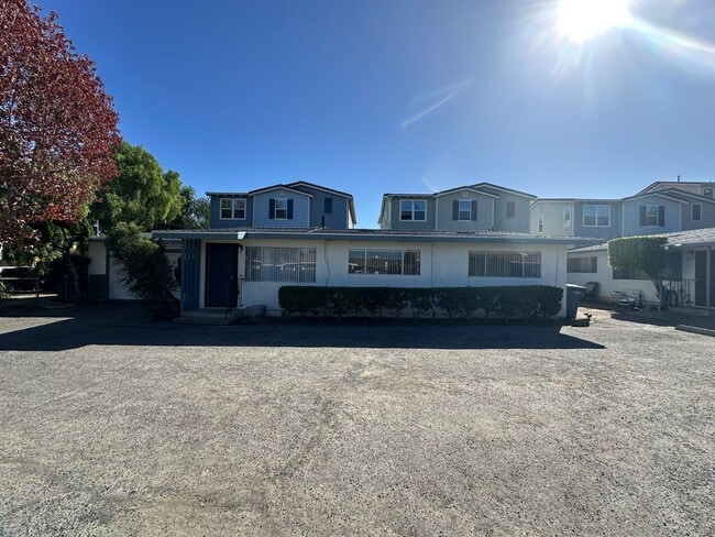 564-568 7th St in Imperial Beach, CA - Building Photo - Building Photo