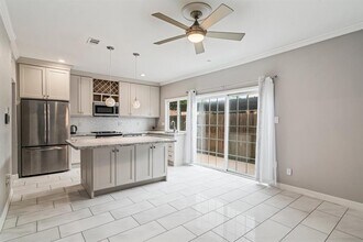 820 Threadneedle St in Houston, TX - Building Photo - Building Photo
